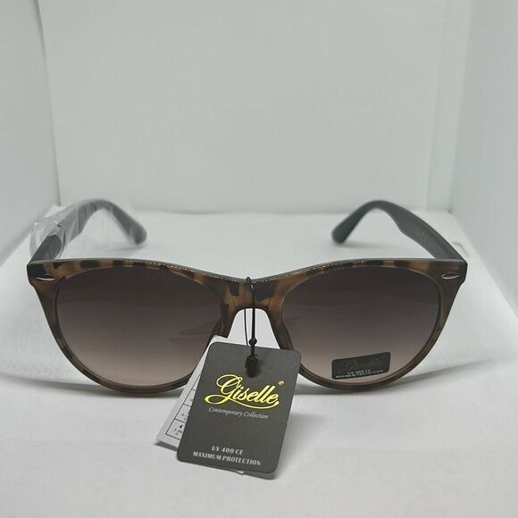 Giselle Women’s Round Sunglasses - Picture 3 of 3